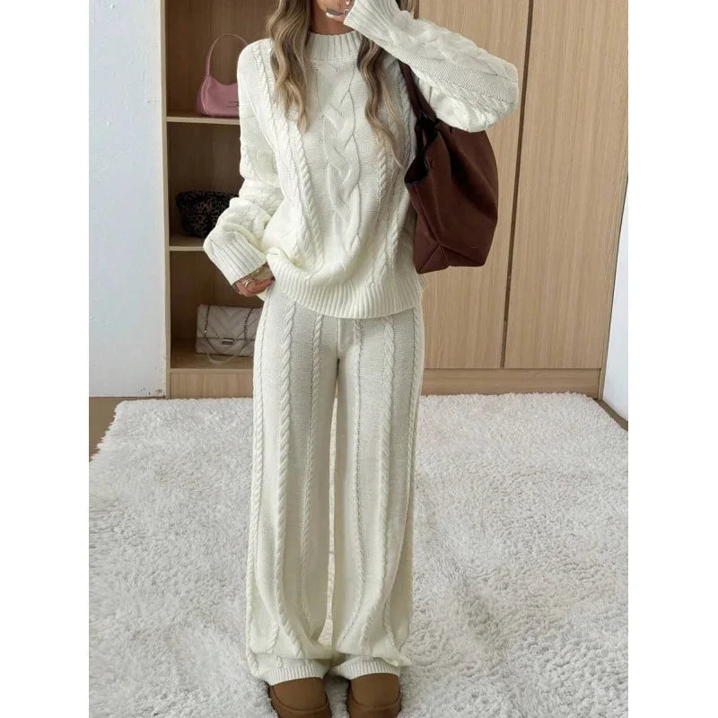 The Beaumont Cable-Knit Lounge Set