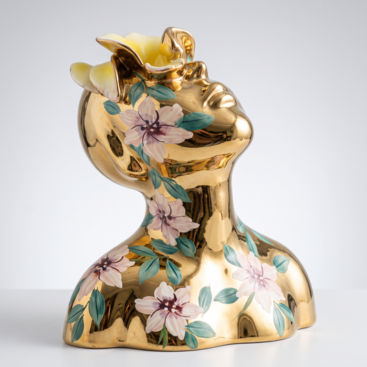 Abstract Portrait Resin Sculpture - studio hero shot